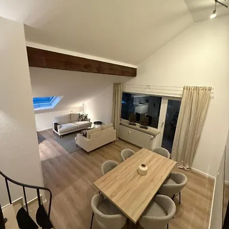 Skywalk Loft *